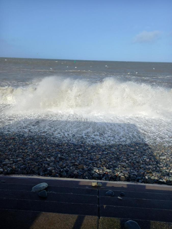Glan Y Mor Hotel (Adults Only) Llandudno Bagian luar foto