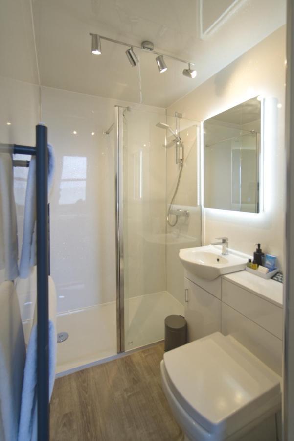 Glan Y Mor Hotel (Adults Only) Llandudno Bagian luar foto