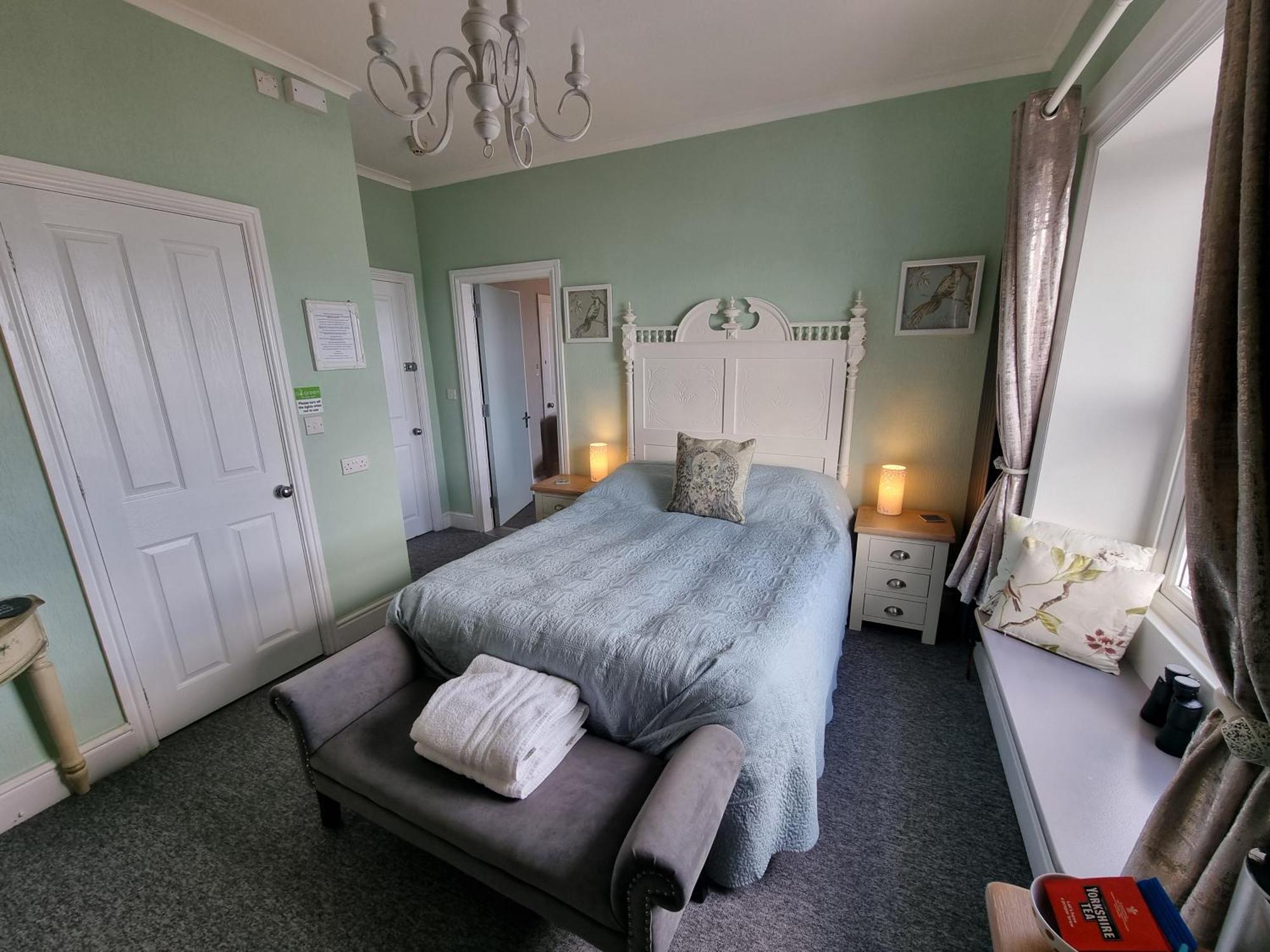 Glan Y Mor Hotel (Adults Only) Llandudno Bagian luar foto