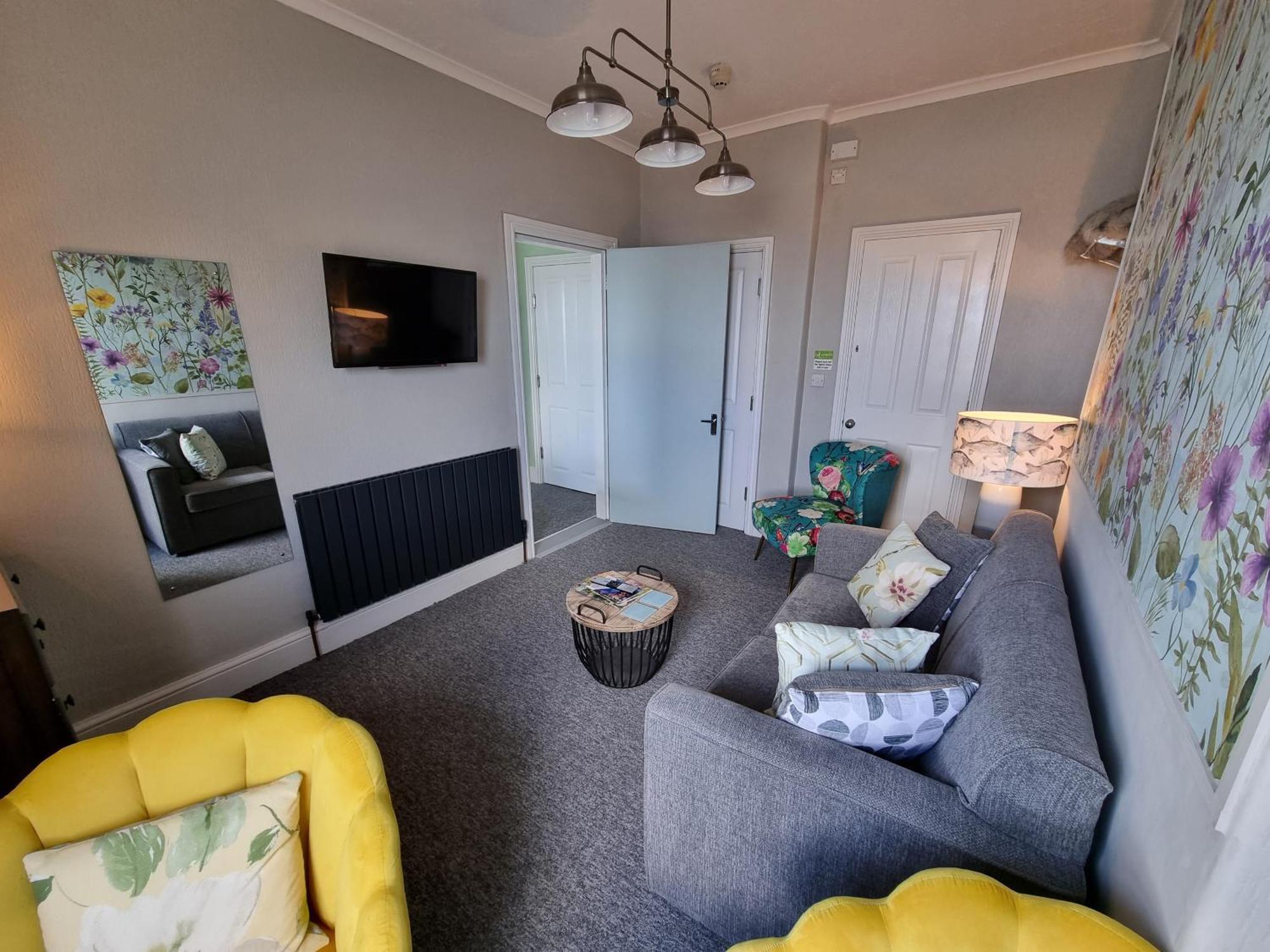 Glan Y Mor Hotel (Adults Only) Llandudno Bagian luar foto